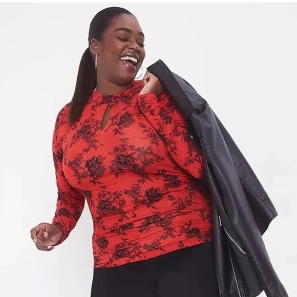 Lane Bryant Red Floral Fitted Mock Neck Keyhole Ruched Stretch Blouse Size 22/24 - Picture 2 of 11